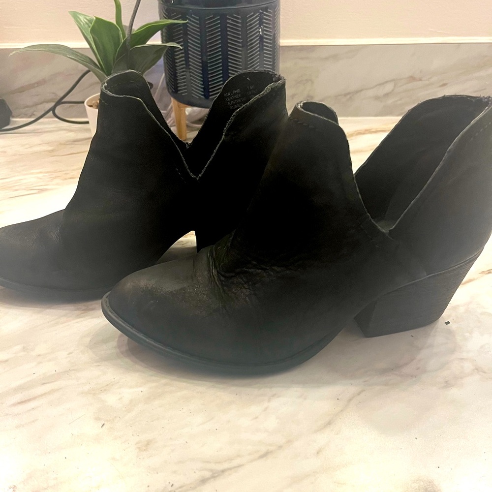 Black slip on leather ankle bootie
